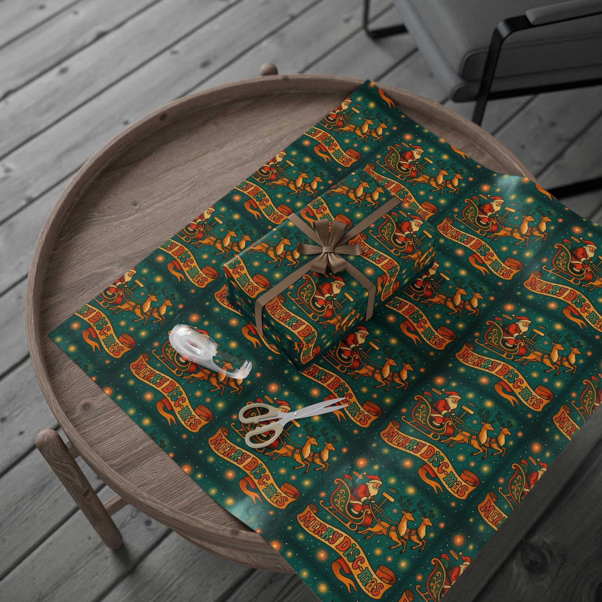 Festive Wrapping Paper Merry Disc-mas