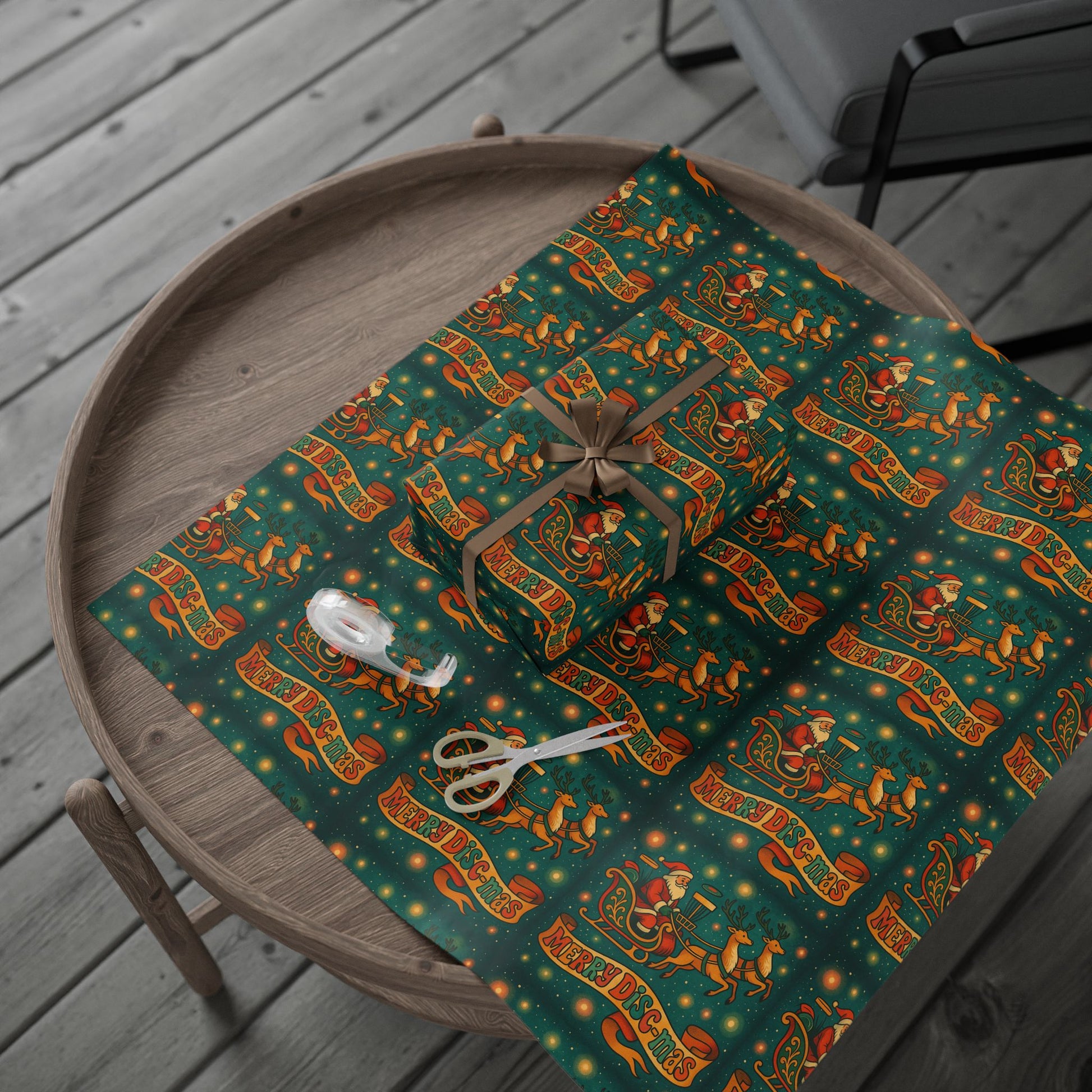 Festive Wrapping Paper Merry Disc-mas